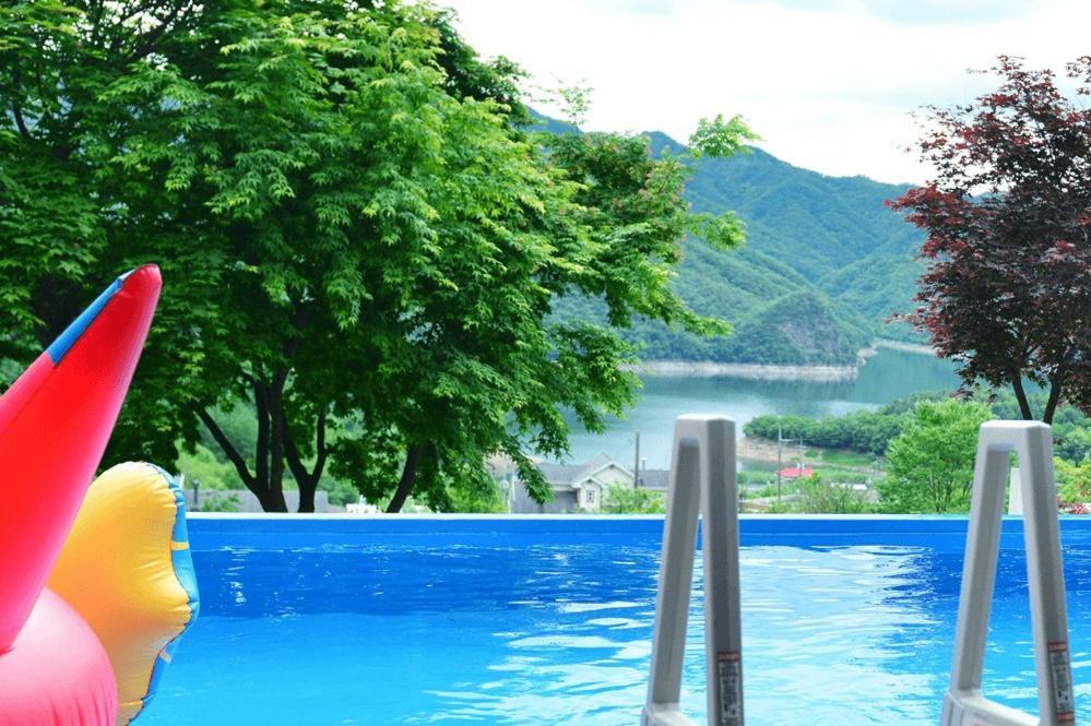 Chungju Penates Poolvilla A Exterior foto