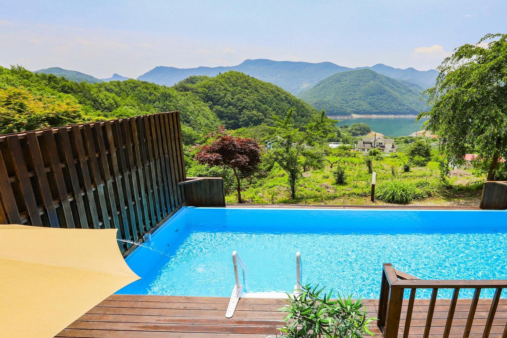 Chungju Penates Poolvilla A Exterior foto